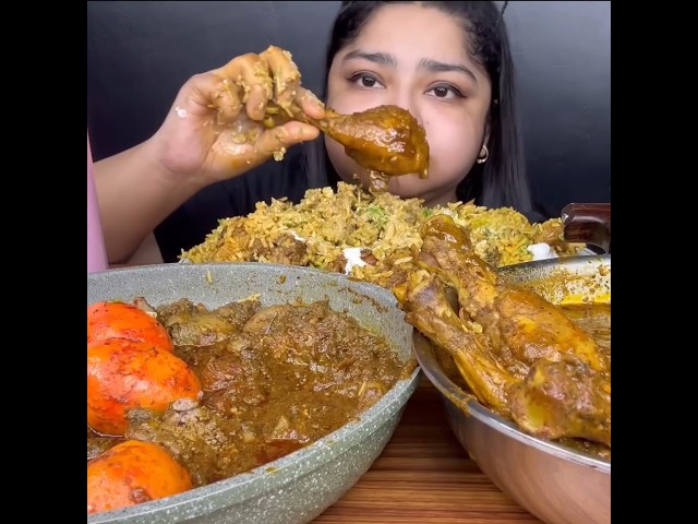 ASMR: EATING SPICY CHICKEN CURRY🔥 CHICKEN BRIYANI || #shorts #mukbangn#asmreating #mukbangasmr #asmr