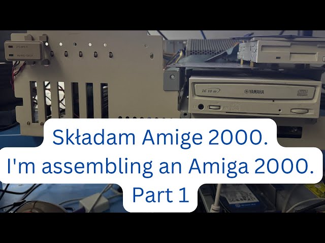 Amiga 2000. Assembling the central unit. Part one.