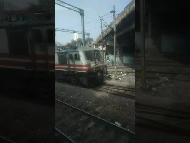 WAP5 with LHB rake skipping through bridge @ArjunGamestar9 @ArjunGaming80k