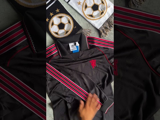 UNBOXING: adidas Manchester United OG Lifestylr Jersey 24/2