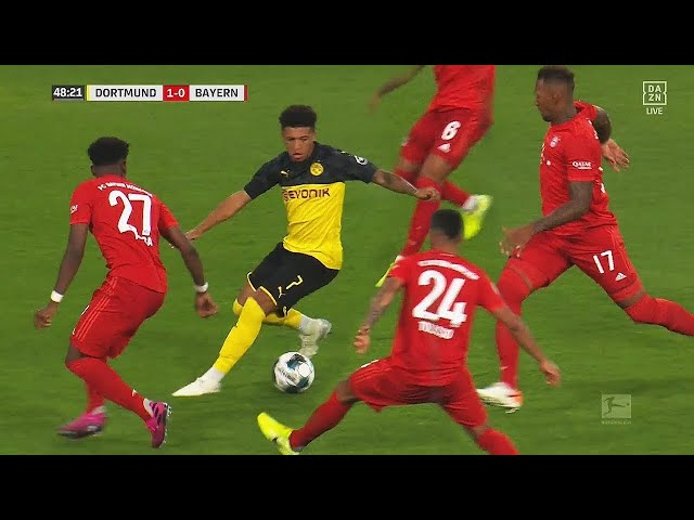 Jadon Sancho Plays Football Like FIFA Street!