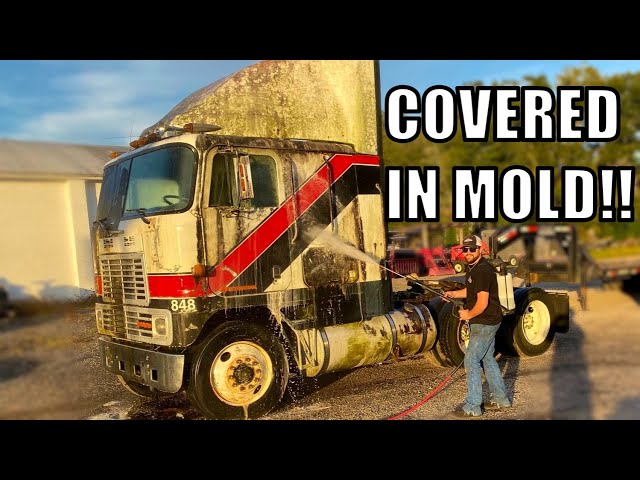 Extremely Satisfying Pressure Washing Video of Cabover