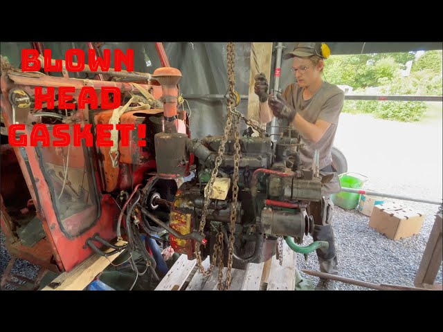 Tearing the engine out of my "New" Volvo bm 430. Restoring Volvo bm 430 part 1.