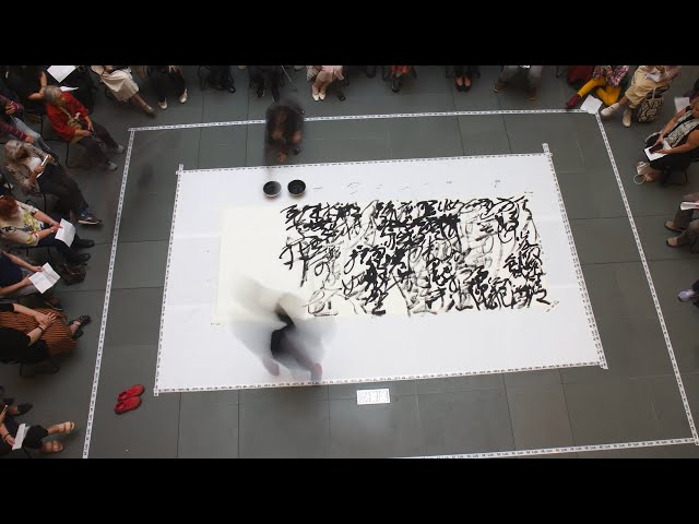 Timelapse—"Flying Flowers and Scattered Snow" Calligraphy Performance by Wang Dongling