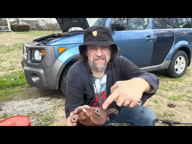 Rebuild a brake caliper ON THE CAR Honda Element