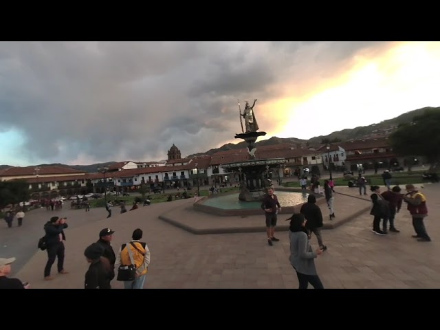 Peru - Cusco - Plaza De Armas 04