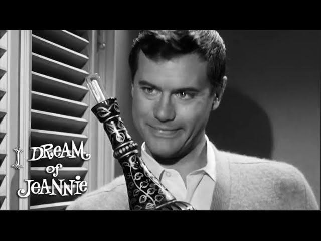 Major Nelson Outsmarts Jeannie | I Dream of Jeannie