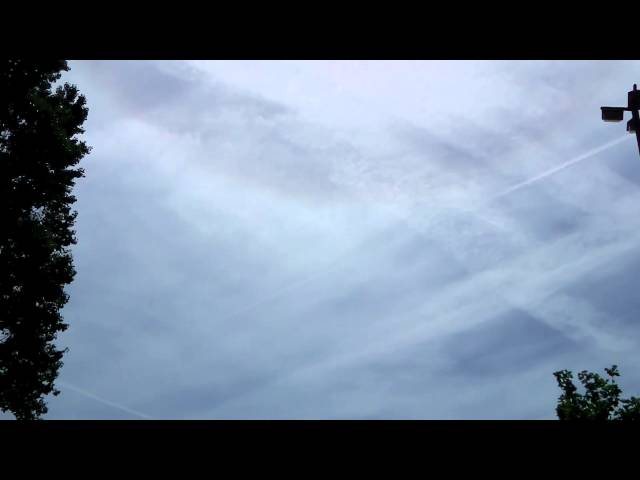 Chemtrails über Berlin