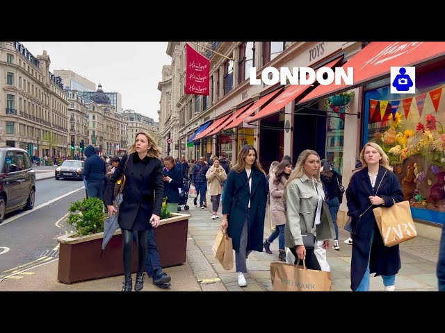 England, London Walk 🇬🇧 Piccadilly Circus, Regent & Oxford Street  | Central London Walking Tour