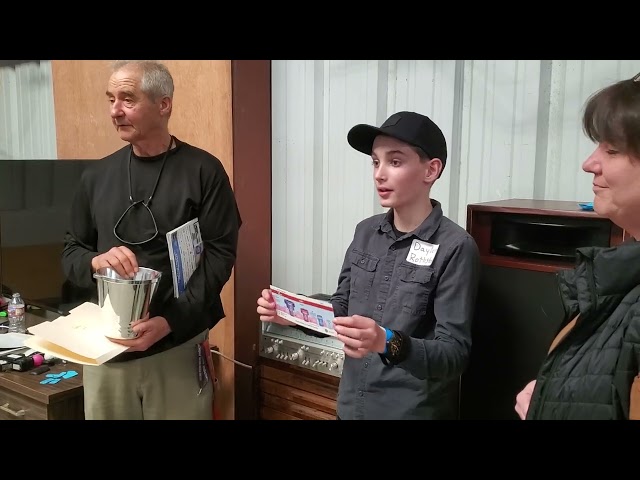 Herb Lingl, the Living Hero Pilot Teaching Kids About Flying A Airplane #hero #livinghero #Teaching