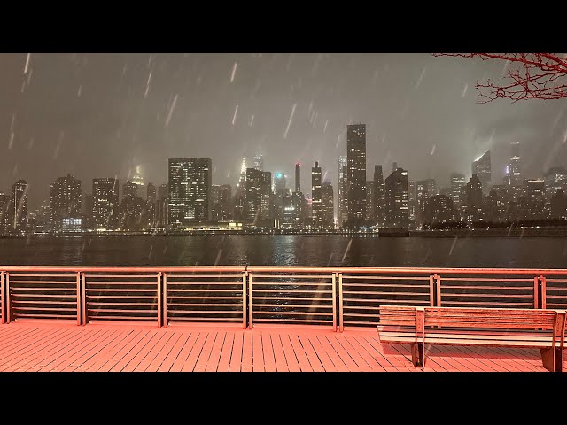 10 minutes of relaxing snowfall in New York