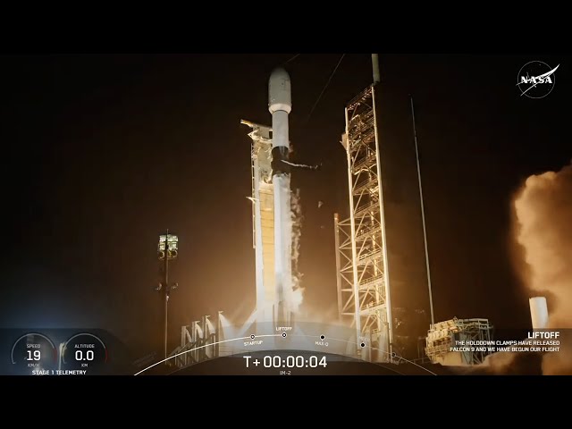 Blastoff! SpaceX launches IM-2 moon mission for NASA , nails booster landing