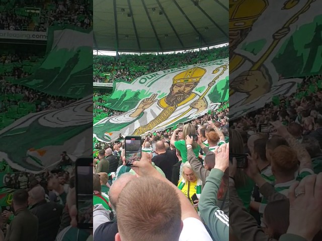 Celtic v rangers, Celtic fans tifo and singing grace #celtic #celticfans #celticpark, Saint Mungo