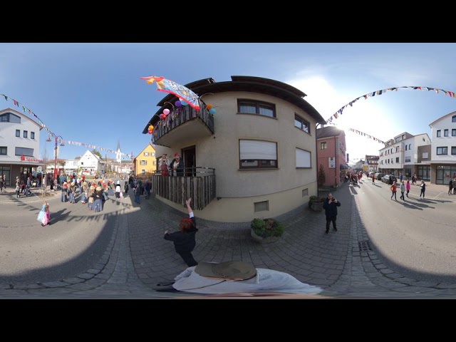 Virtuelle Fastnacht in 360 VR -  Fasnacht Narrenbaum aufstellen