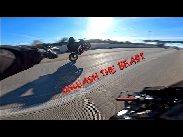 *INSANE SPEED* YAMAHA R1 & RSV4 FULL THROTTLE!