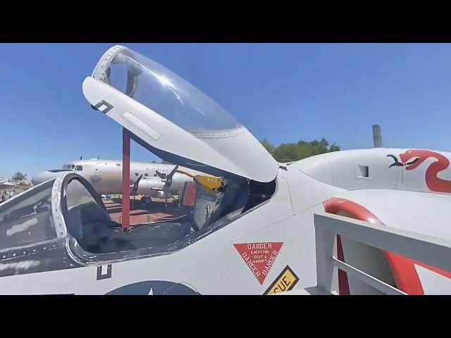 A4 Sky Hawk VR180 cockpit view Castle Air Museum [VR180 3D]