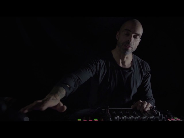 Chris Liebing: A Hybrid Setup | Native Instruments