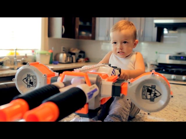 Nerf War: Gun BABY 2!