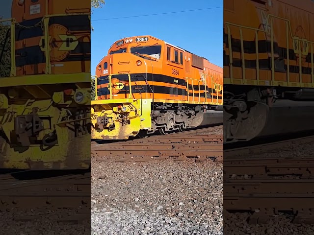 Buffalo & Pittsburgh Railroad locomotives crashing the railroad diamond. Railfanning Columbus Ohio.