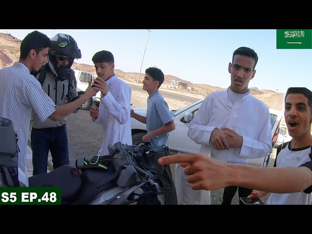 UNEXPECTED MEETING WITH THE LOCALS AND KHAYBAR FORT 🇸🇦 | S05 EP.48 | PAKISTAN TO SAUDI ARABIA TOUR