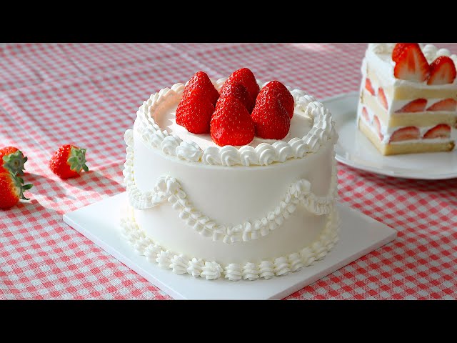 The secret to a truly delicious cream! How to make a moist vintage strawberry cake 🍰