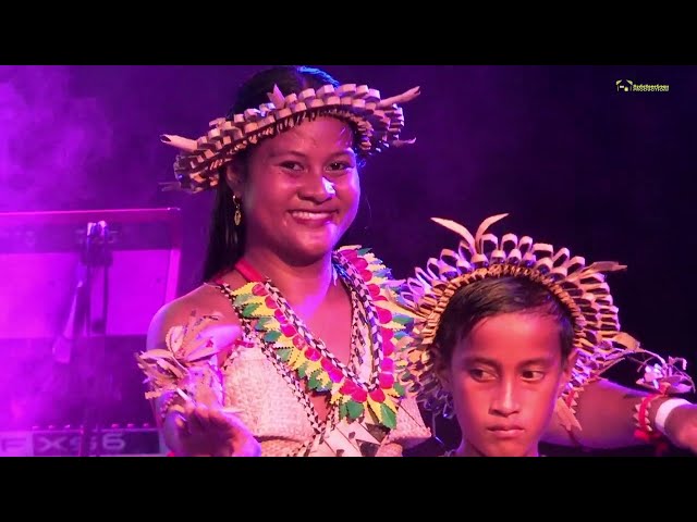 Kiri Solomons, performance at the Salusalu Festival Honiara, Solomon Islands.