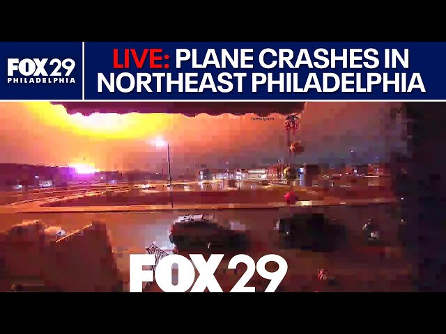 LIVE 🔴 Plane crashes in Philadelphia with 6 on board