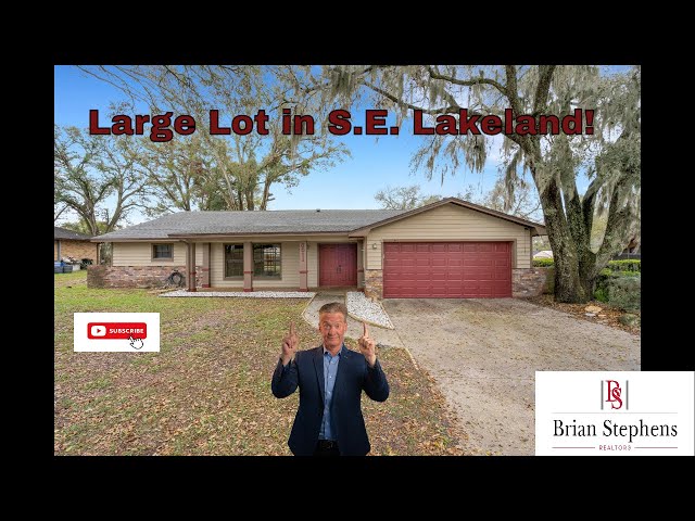 Discover The Perfect Quiet Lakeland Neighborhood Home