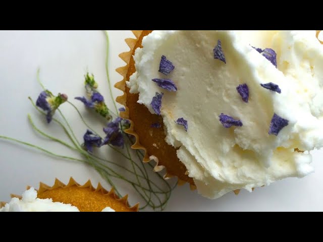 All natural FLOWER SPRINKLES for cakes and cookies