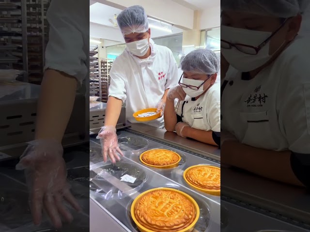 Which Part Of The Job Can You Handle? #Shorts #Mooncake #China #Chinesefood