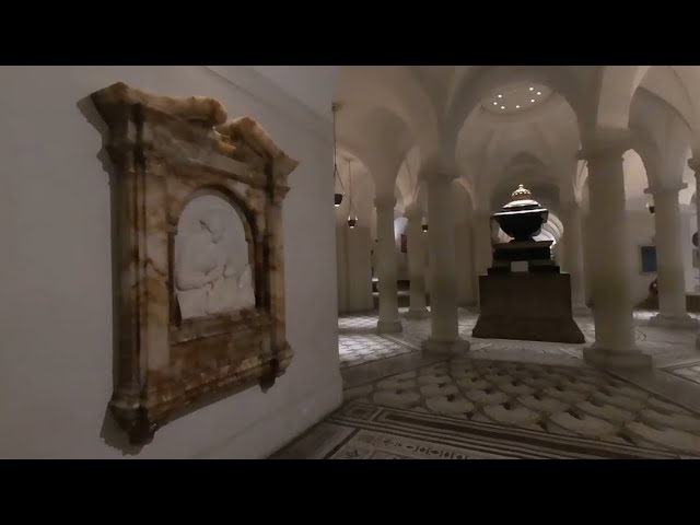 St. Paul's Cathedral - Florence Nightingale Memorial VR180