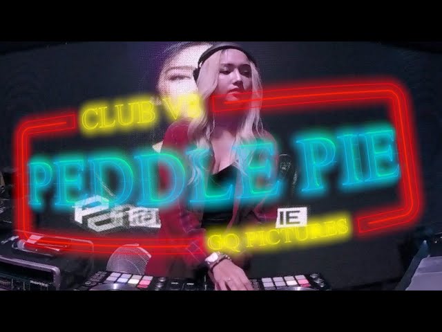 DJ PEDDLE PIE Spinning!  @ Club V8 Singapore Virtual Entertainment VR