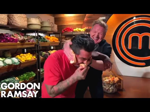 Gordon Ramsay PRANKS Aarón Sanchez in PB&J CHALLENGE!