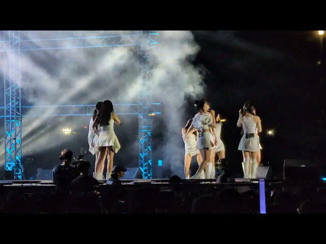 240511 fromis_9 - DM | KWAVE Music Festival