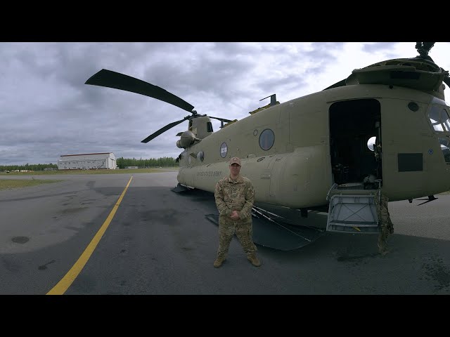 Step inside the CH-47 Chinook (Full 360° VR)