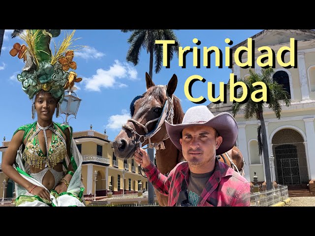 🇨🇺Trinidad. Cuba. By a horse buggy.