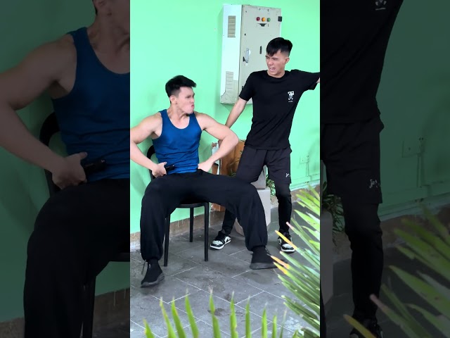 The enemy is too strong 🥶 [Nam Phương] #namphuong #shorts #funny #yt10Vietnam #CungVietNamSangTao