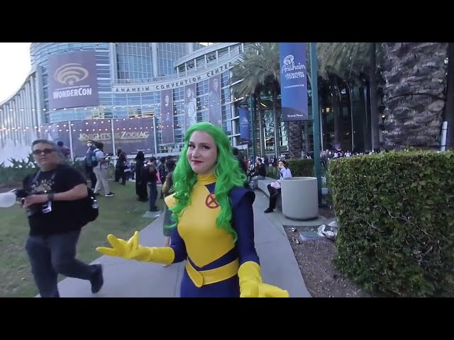 NEW TO VR WATCH THIS Cute X-GIRL at Wondercon 23