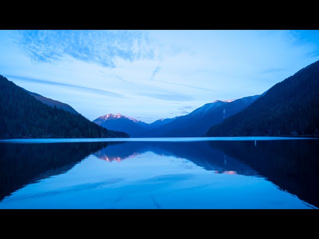 360 VR Hanging out by Lake Crescent, Olympic National Park, Washington, USA