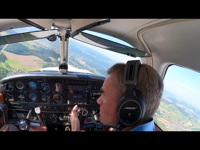 LIVE ATC Emergency Landing. Crash Landing, Filmed inside , No Wheel Landing, Spectacular