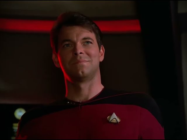 Riker shows how to reattach the Enterprise’s saucer section - Star Trek: The Next Generation [EDIT]