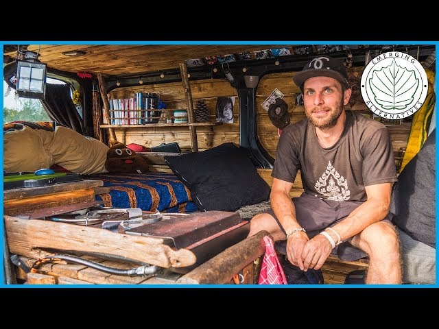 Swiss Adventurer built his Camper Van in 12 Days and lives in it full time ( Van Tour & Van Life )