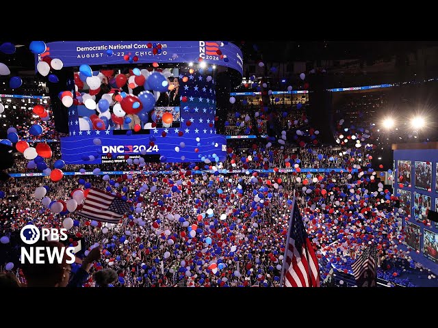 Watch the balloon drop from the convention floor in this 360-degree view.