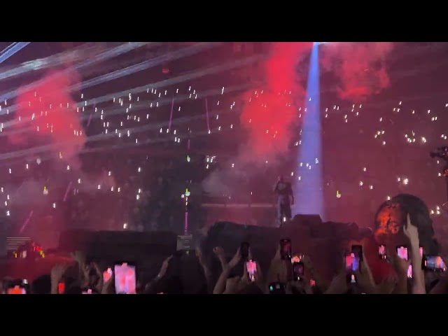 Travis Scott - HIGHEST IN THE ROOM (LIVE at the Tauron Arena Krakow Poland) 4k60fps