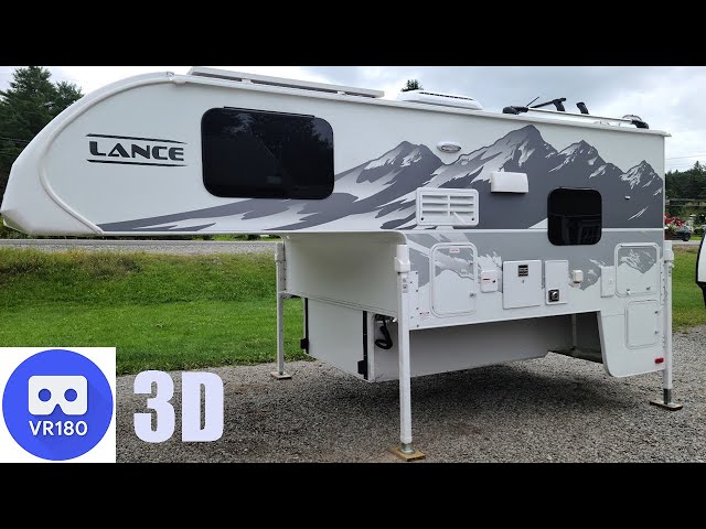 VR180 LANCE 825 Truck Camper