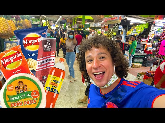 Exploring Colombia's LARGEST market 😱🇨🇴