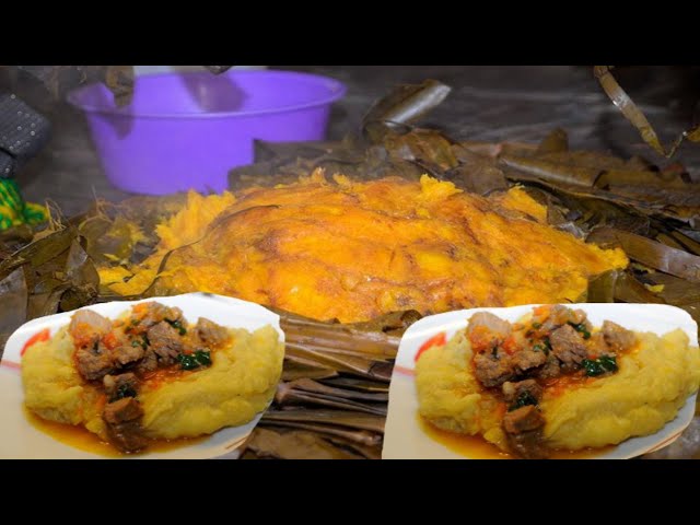 How to prepare Uganda's steple food,Mashed matooke  Test Kitchen Talks   Cooking Technique with youn