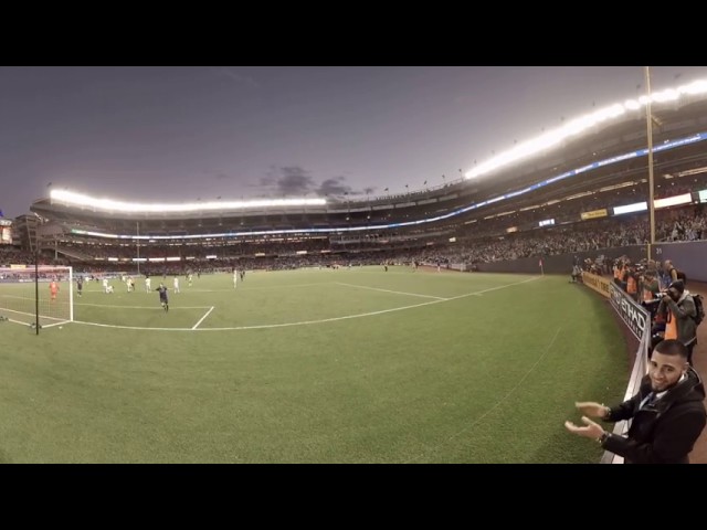 David Villa's Goal of the Week -  360 Video