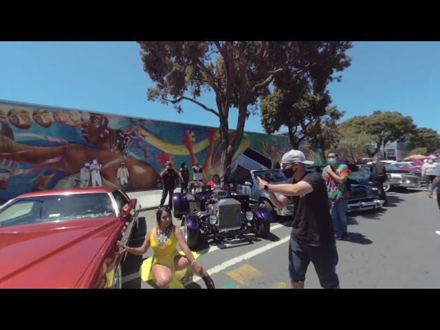 Carnaval San Francisco vintage cars H949 YT VR180 injected