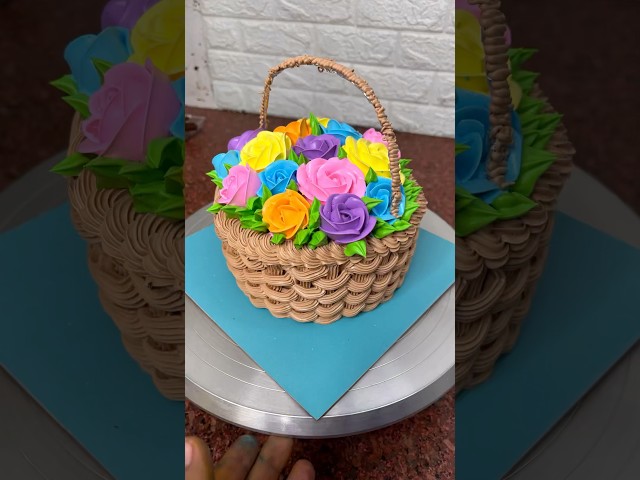 Basket flower 🌹 cake design #shortsfeed #shorts #trending #basket #basketcake #cakedecorating 😍